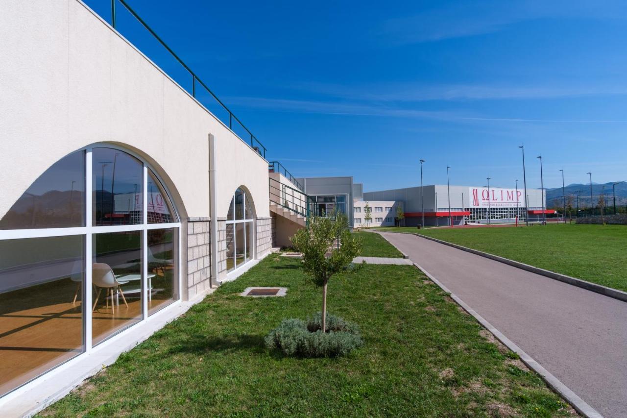 Sl Olimp Aparthotel Trebinje Exteriör bild
